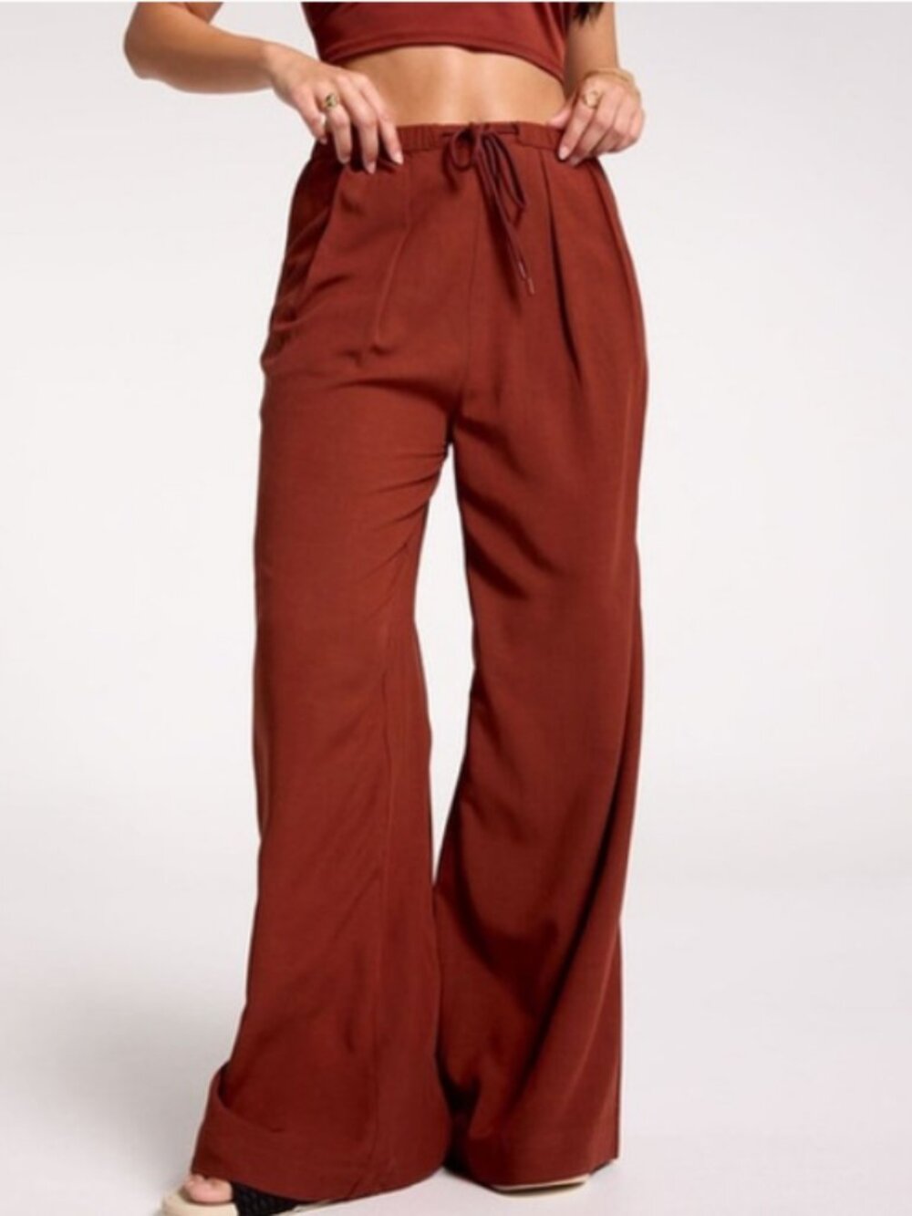 NWT CALIA Women's Pleated Wide Cvrup Leg size L  NWTS